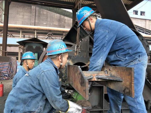 孫女過生日,兒子提前邀我慶祝,走到兒子家門口,一個(gè)電話,我走